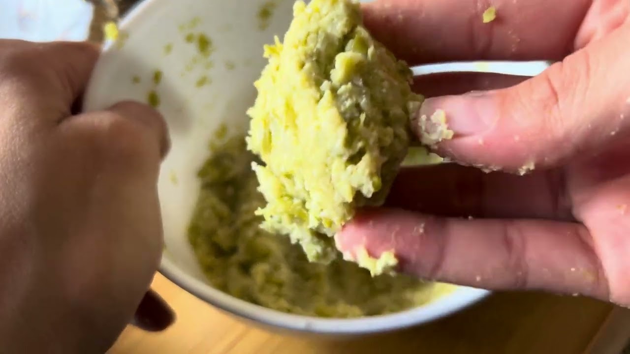 Cheesy Veggie Nuggets | Baby/Toddler Food Recipe | Healthy Protein-Rich Snack | Easy Snack | Quick  