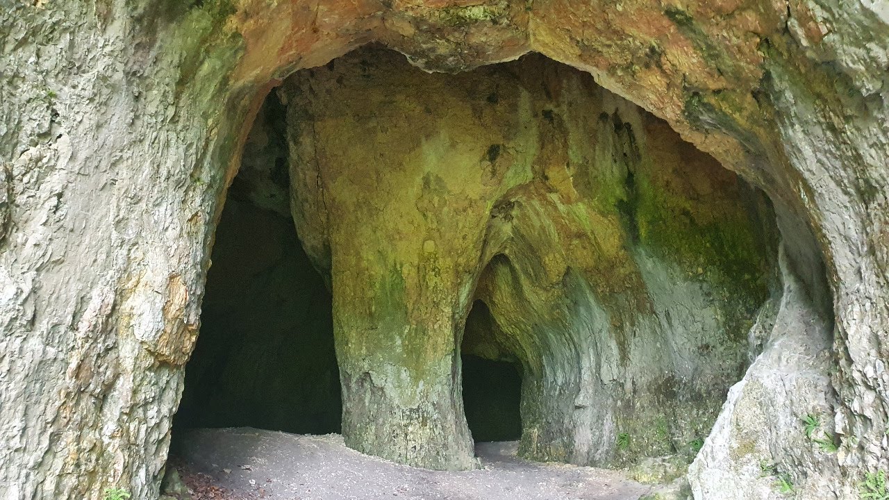 EINE HÖHLENTOUR MIT DER ANDERSWELT