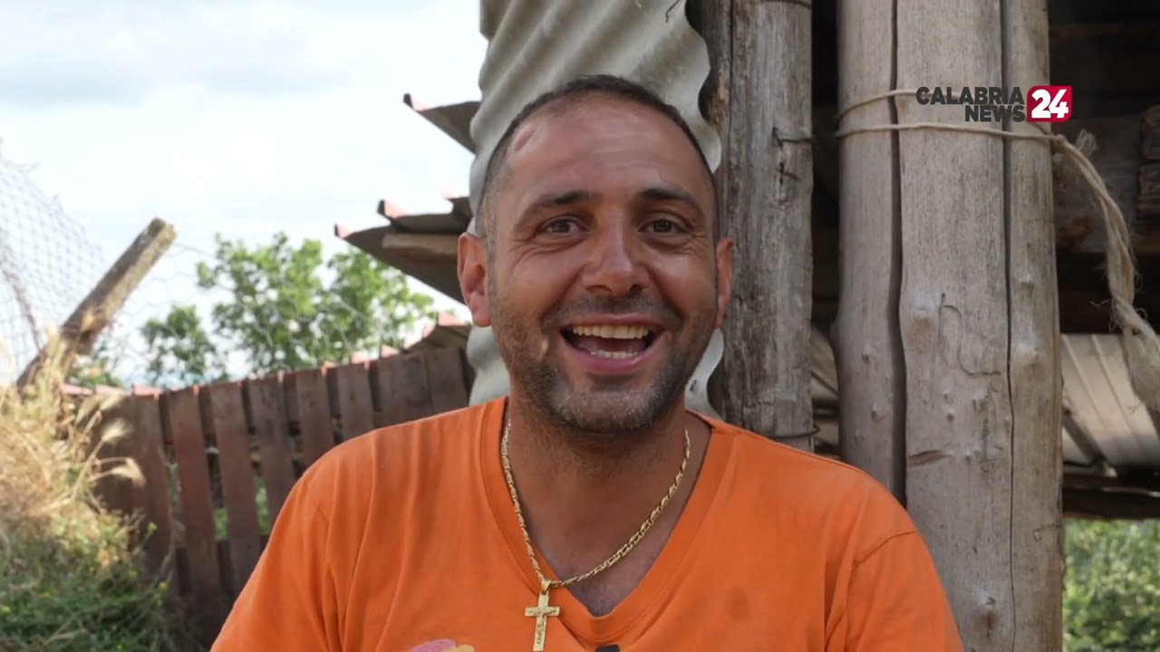 Una vita da pastore.La storia di Gianluca De Rose e l'amore per le sue capre.