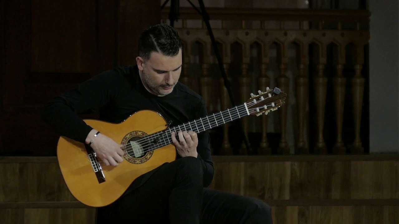 Carlos Piñana - flamenco guitar. Farruca