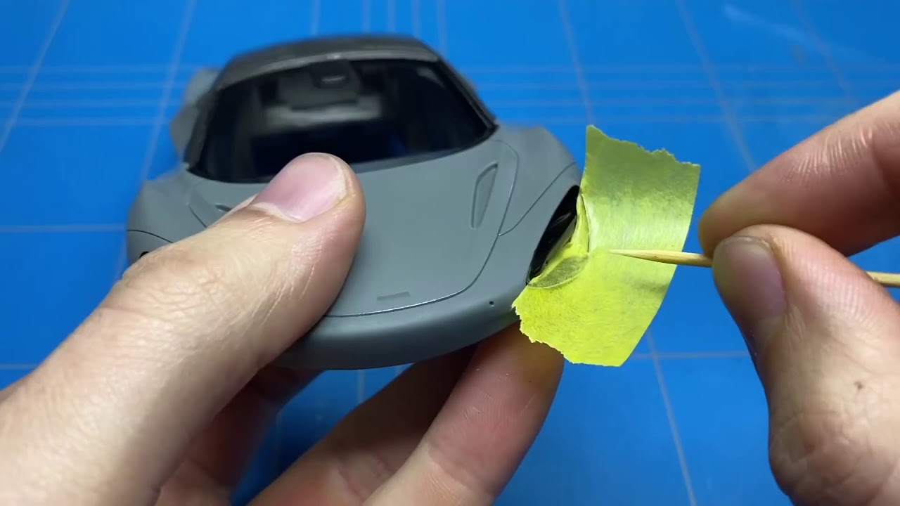 Building a Alpha Model Mclaren 720S Part 2 Carbon Fiber Decals and more Clear