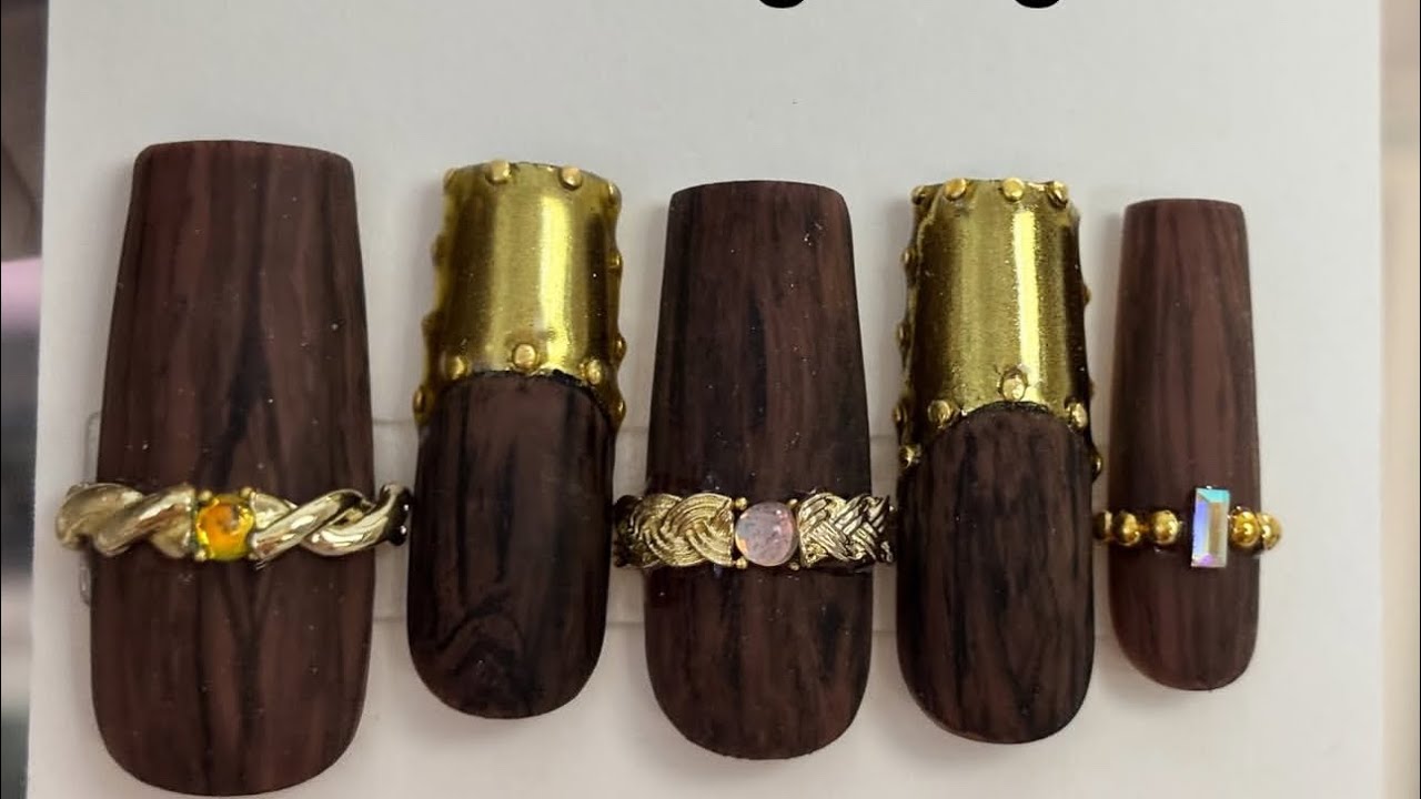 Wood Grain Nails Tutorial 🌳 #nailart 