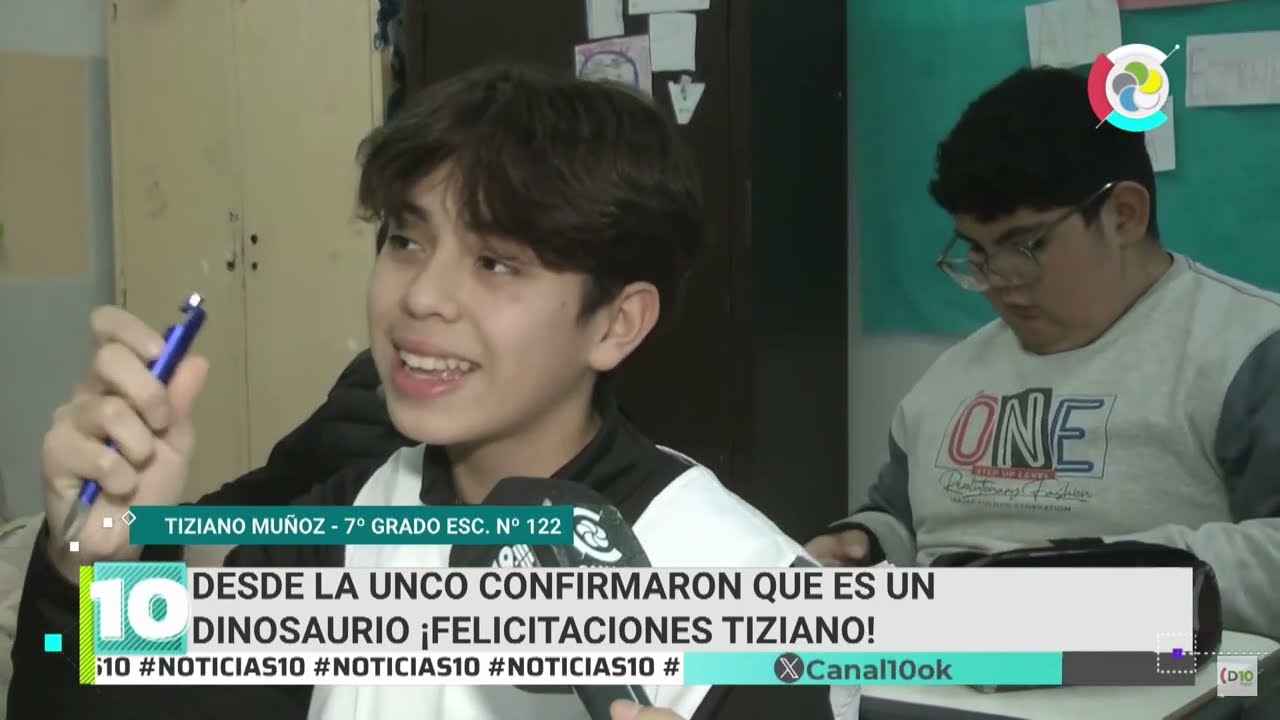 Nene descubrió restos de un dinosaurio en el patio de la  casa de su abuelo