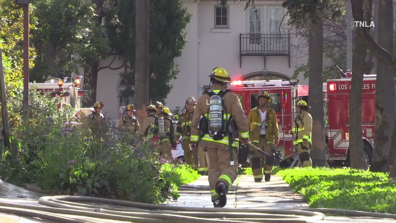 Victoria Park Structure Fire - LAFD