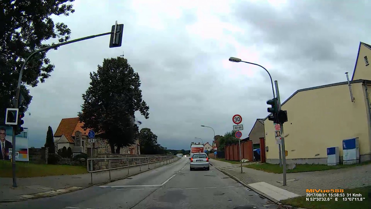 D: Seeburg. Gemeinde Dallgow-Döberitz. Landkreis Havelland. Ortsdurchfahrt. August 2017