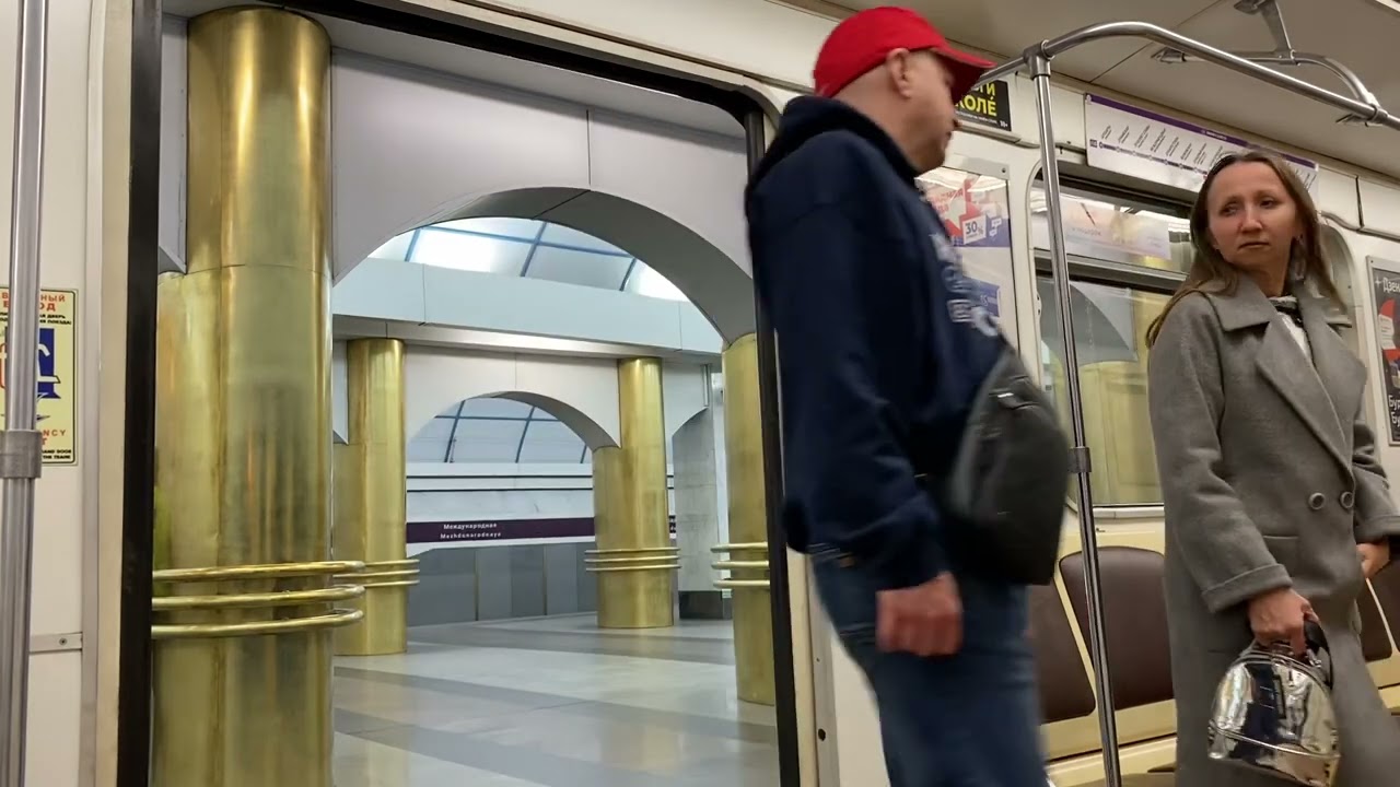 Вся Фрунзенско-Приморская (5) линия Петербургского метрополитена. Шушары - Комендантский проспект