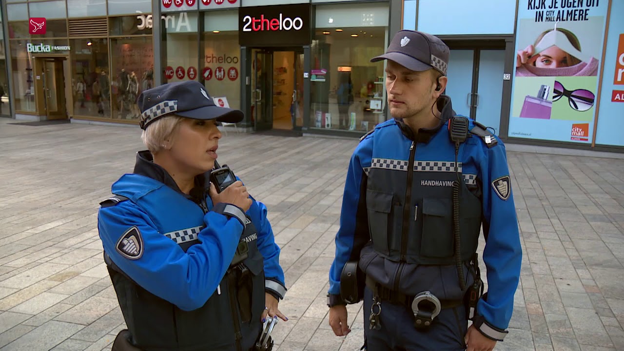 Kijk mee met de handhavers van Stadstoezicht