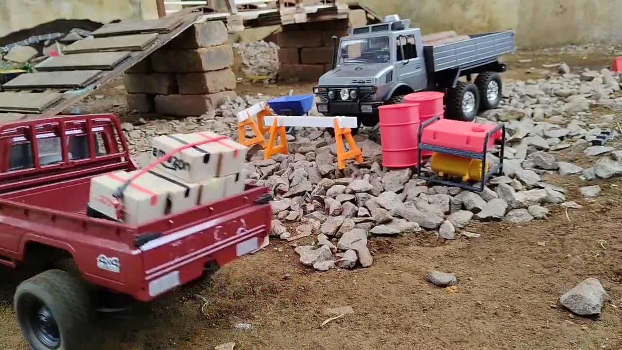 Toyota Land Cruiser 79 MN82 Delivering Packages in Extreme Terrain