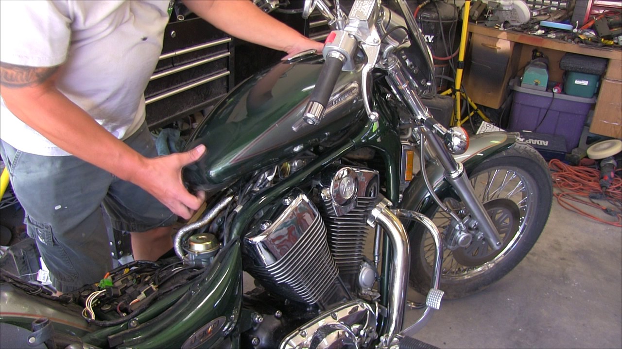 2000 Suzuki Intruder 1400 Vintage Iron remove: seats, tank, front, air box.