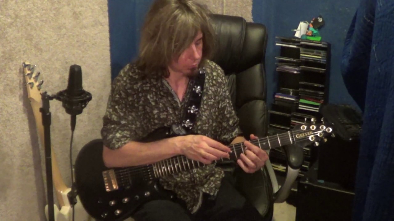 Free Two Handed Tapping (Arpeggio) Guitar Lesson