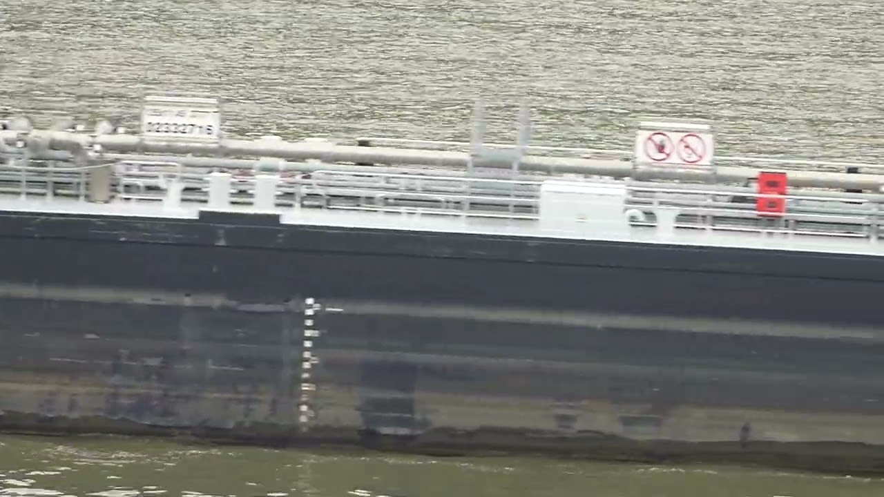 Shipspotting on the Rhine Part 1799