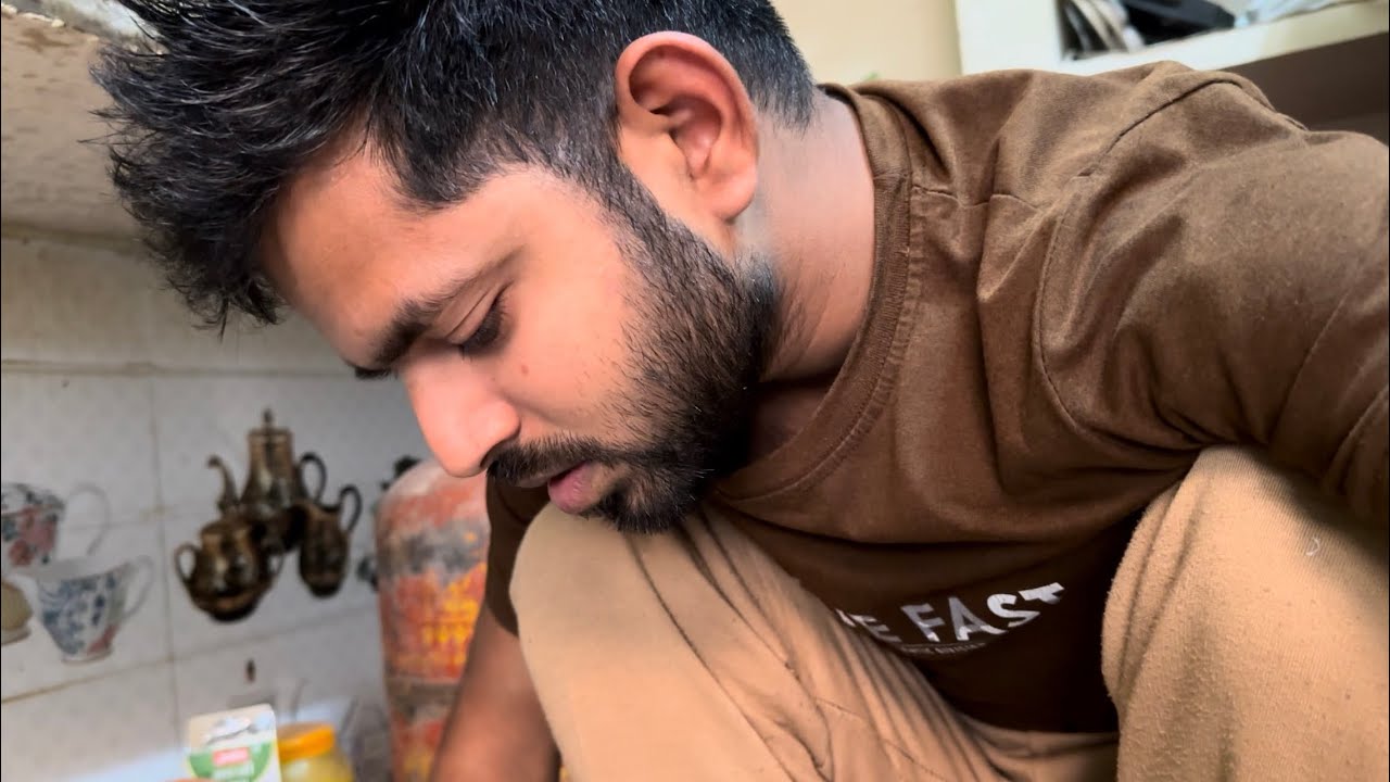 पापा बोलते हैं सस्ती चीजें खाओ 😅