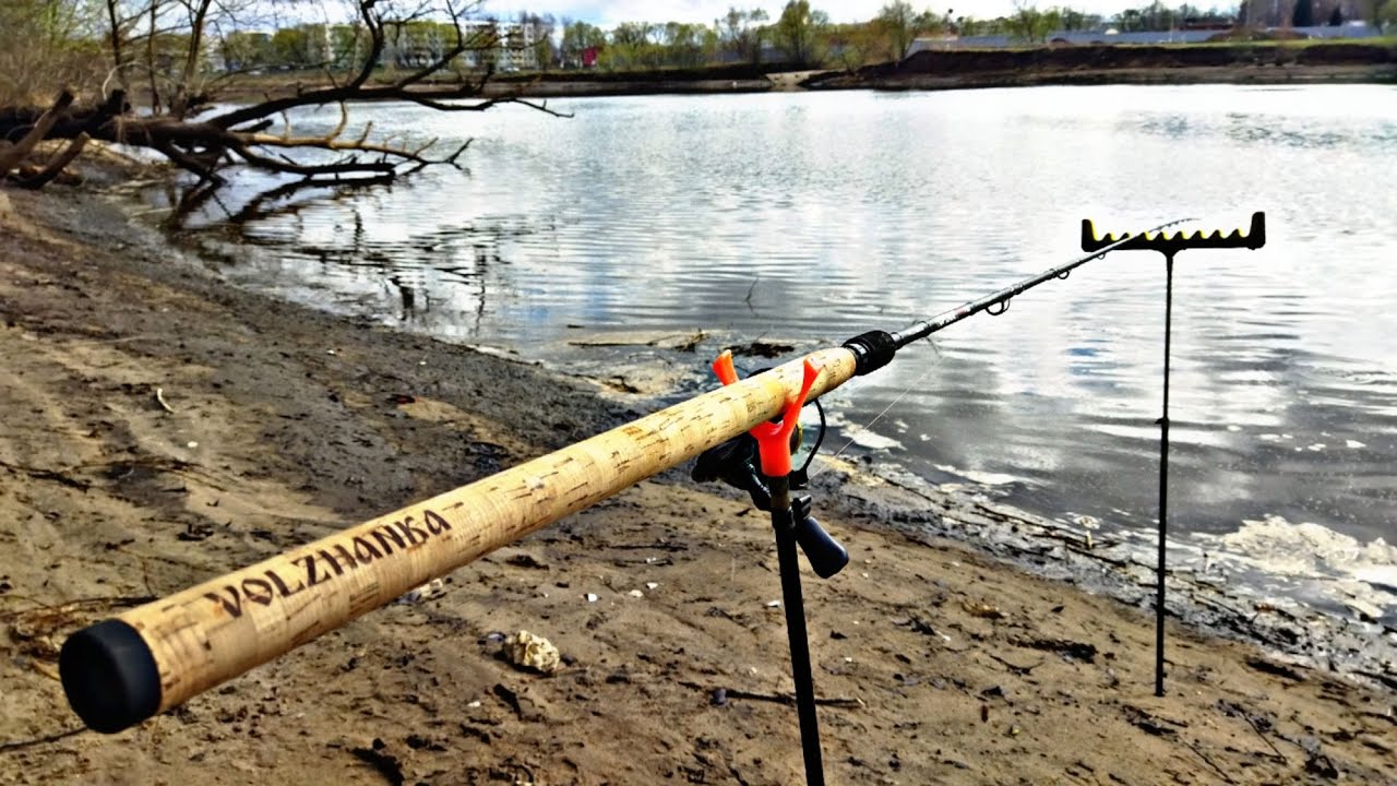 Ловля леща весной на фидер. Насадил на крючок это и дело пошло.