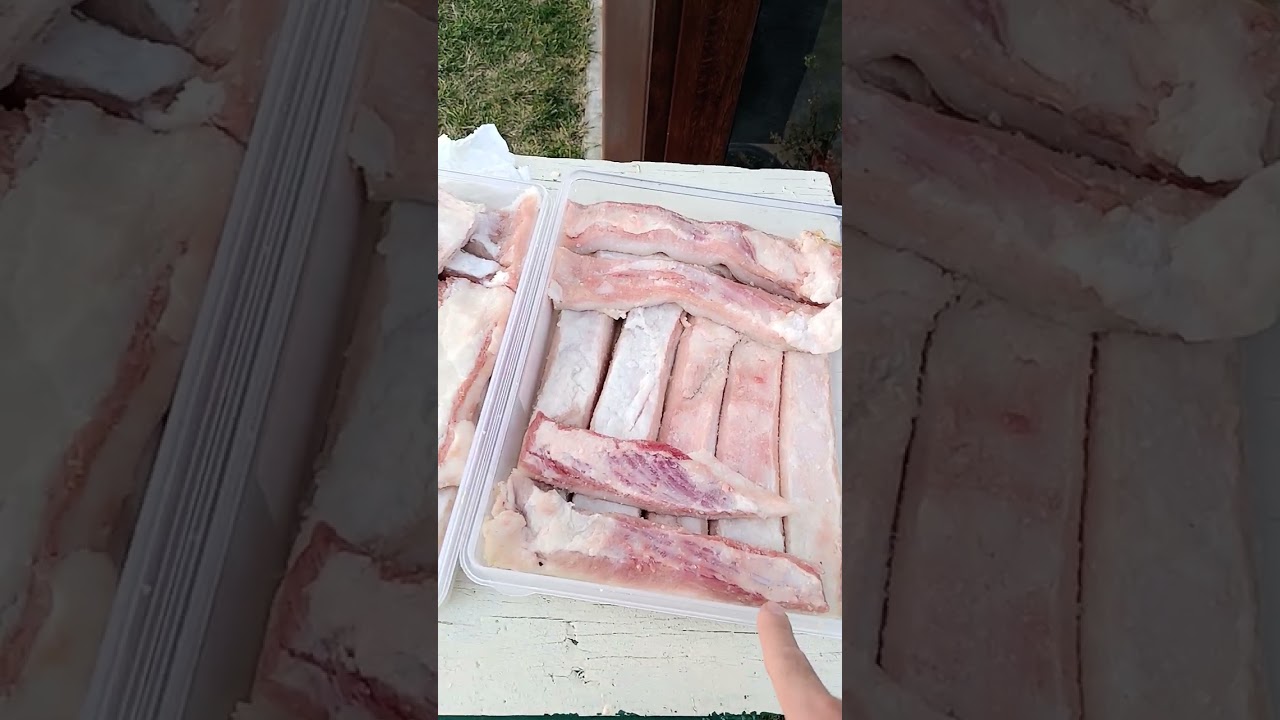 Slană/Șuncă la sare și usturoi ca la CasaSerban.🇷🇴🫶 Bacon/Ham with salt and garlic as at CasaSerban