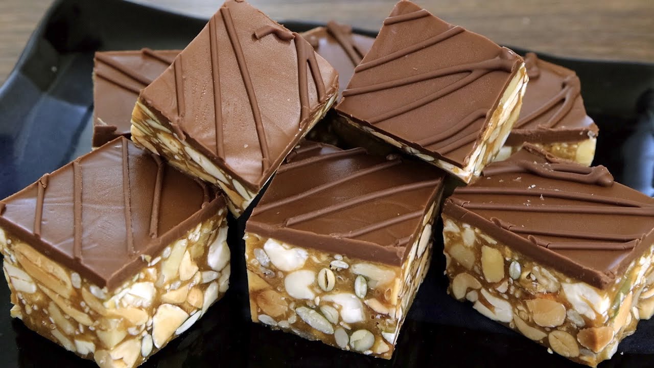 Nutty Chocolate Caramel Toffee recipe perfect for the holiday treats and Gift giving | Easy Dessert