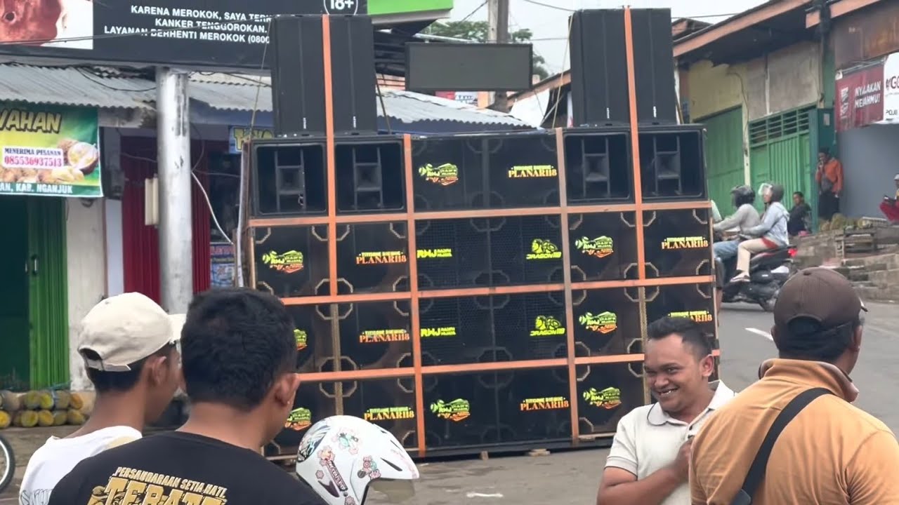 Cek sound RWJ audio bikin heboh warga nganjuk &bull; Persiapan pengajian gus muwafiq