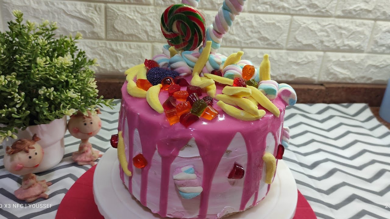 عمل الكاندى كيك 🍭🍫 How to make Candy Cake