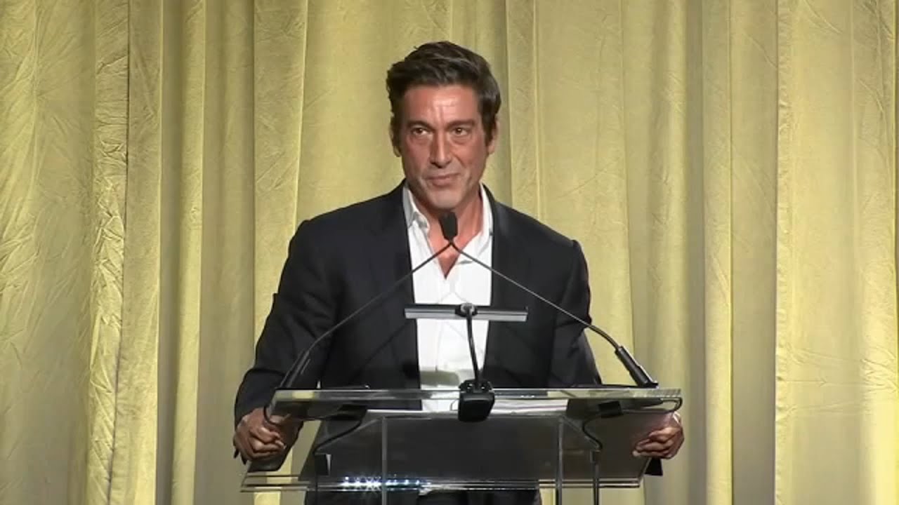ABC's David Muir, 6abc reporter Beccah Hendrickson honored by Temple University
