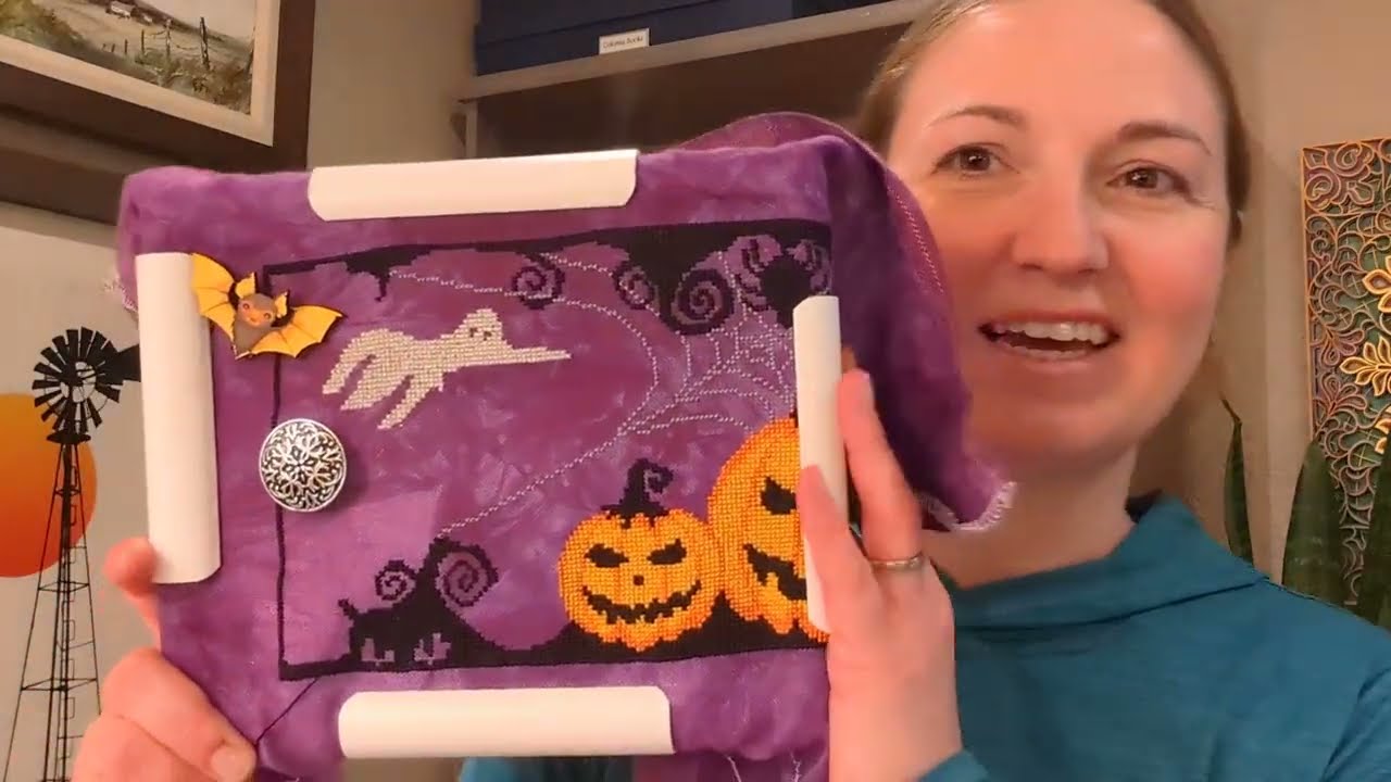 Flosstube 60: Halloween WIPs, New Start