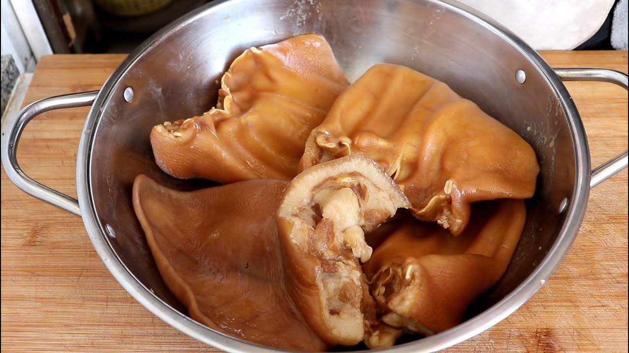 过年了！教你在家卤豬耳朵，又香又脆又好吃，没有任何的腥臭味