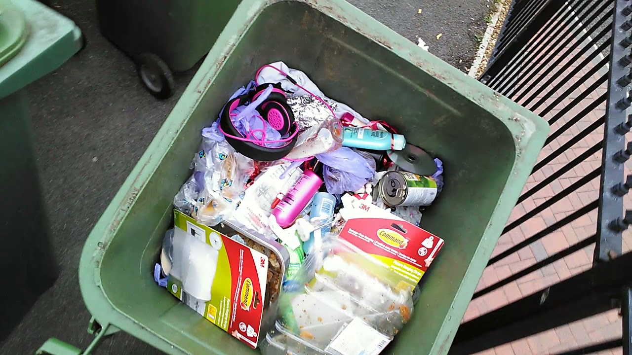 UK RECYCLING & HOUSEHOLD WASTE COLLECTION