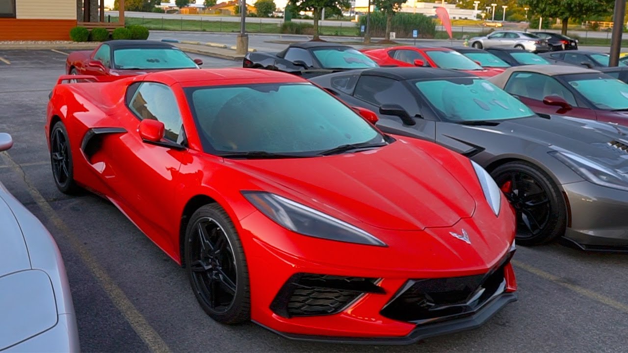 I found TEN C8 Corvettes in one hotel parking lot...