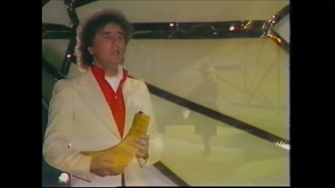 Marian Nistor si Mirabela Dauer  -  Frunza mea albastra (arhiva personala)