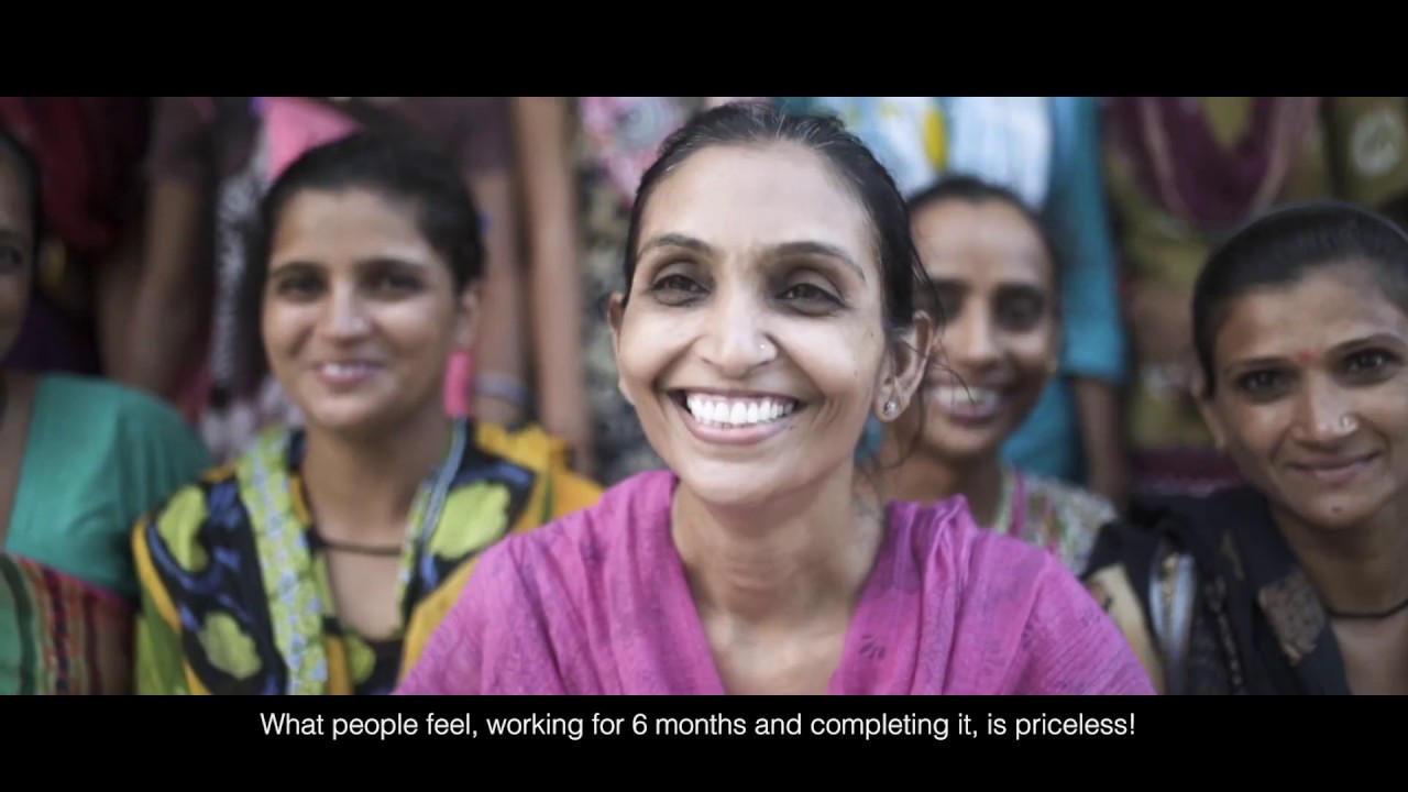 Project LooM:Gujarat Edition: the pride of Gujarat: the Patan Patola phenomenon.