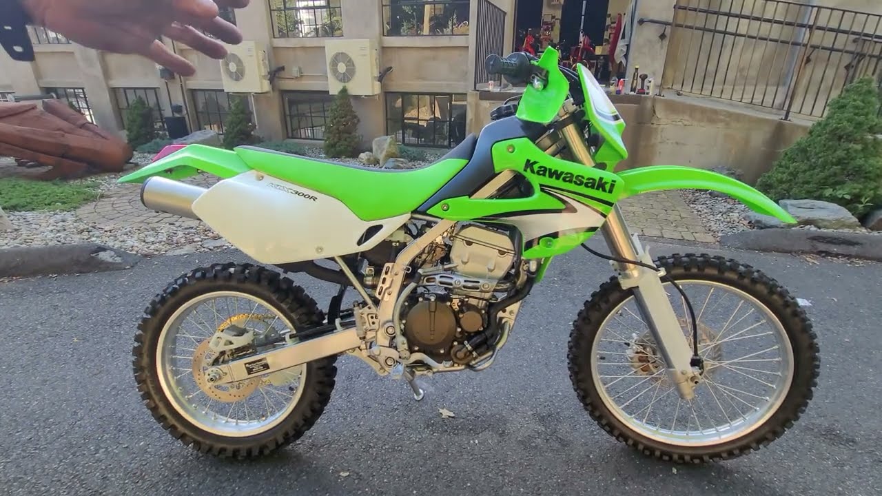 BRAND NEW 2007? YES! KAWASAKI KLX300R 2007 WITH 3.2 MILES!!