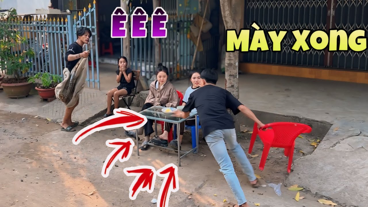 Tưởng Gặp Biến Thái, Ai Dè Mấy Anh Quê Là Quê Chúng Mình Quê Quá
