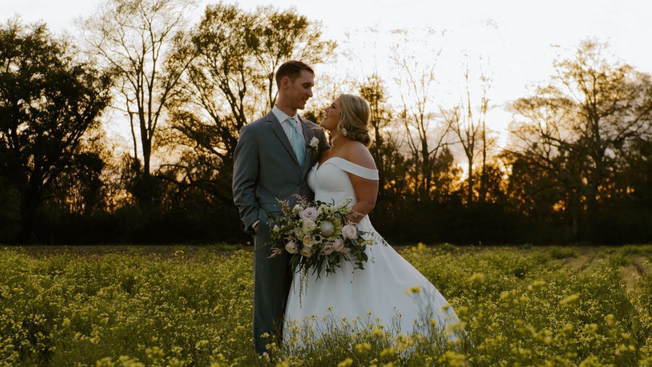 Cinematic Alabama 4K Wedding Film (Lumix S1H, S5 + @DZOFILM Vespid Prime lenses)