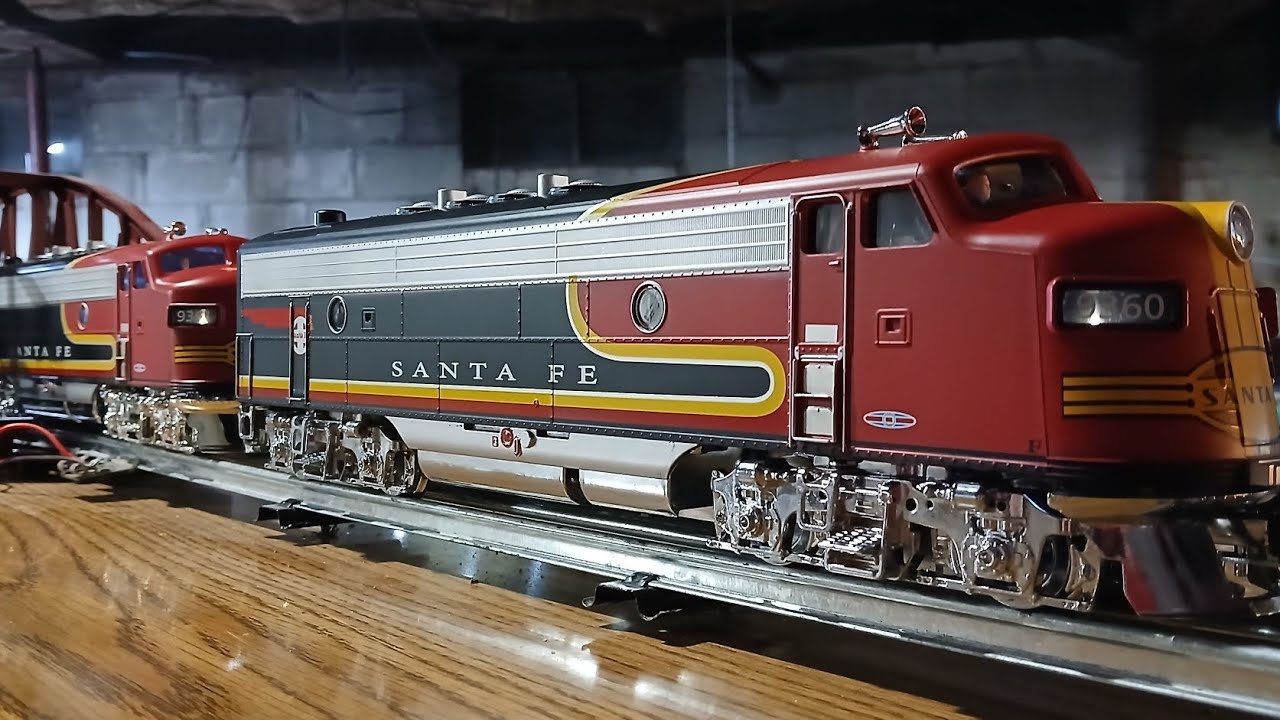 Menards 9360 & 9361 first time on the layout! 