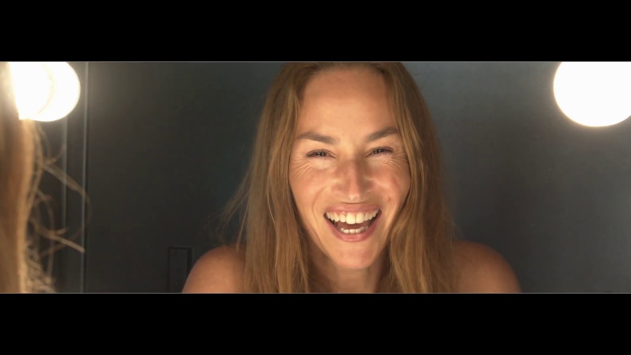 Interview de Vanessa DEMOUY par Camron LAMART pour LE REFLET DU MIROIR