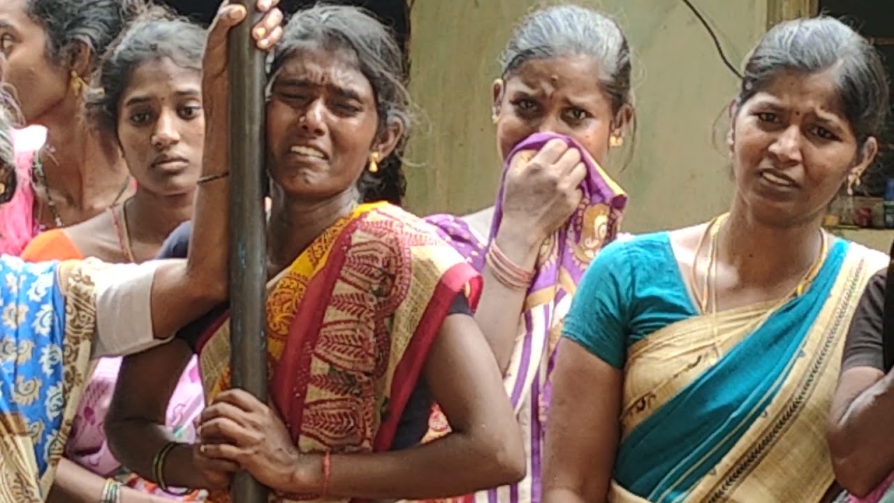 சின்னஞ் சிறு வயதினிலே தாலியை 😭அறுக்க 😭போறேன்   சங்கீத்  பாடிய ஒப்பாரி பாடல் 7094579212