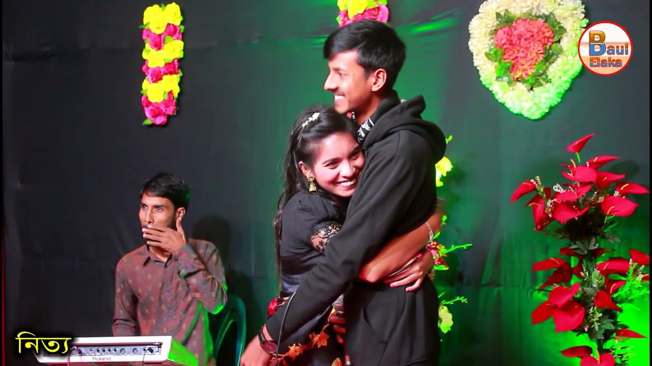 স্বামী স্ত্রীর মধুর কন্ঠে গান গেয়ে স্টুডিওতে সবাইকে অবাক করলো । ছেড়েদে নৌকা মাঝি যাবো মদিনায়