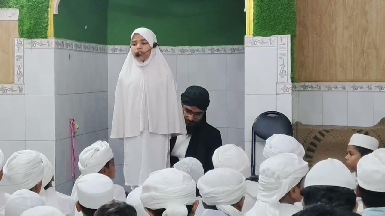 Kaise tausif uski karun main. BY AQSA FATIMA 