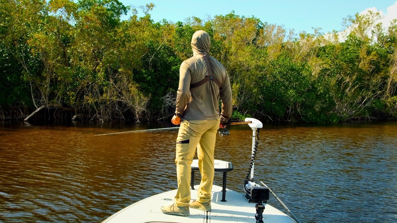 Sight Casting MONSTER SNOOK in Florida Backwaters