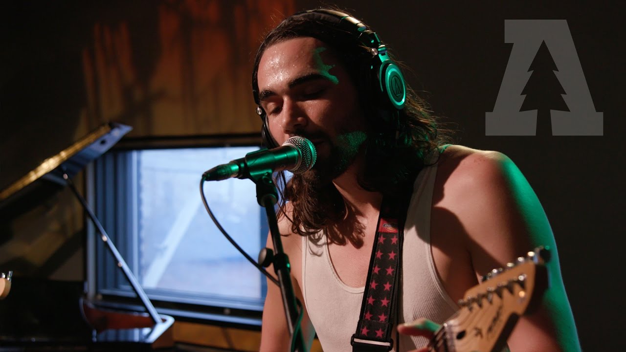 Microwave - Dull | Audiotree Live