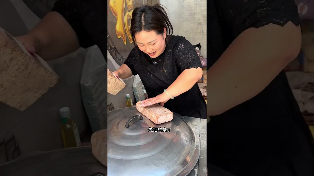 豆腐渣窝窝配辣椒酱，越辣越上头！我和婆婆炫到停不下来，结果娃 却一口不碰，年轻人真的不懂的香！ #日常生活 #手工美食 #分享日常生活