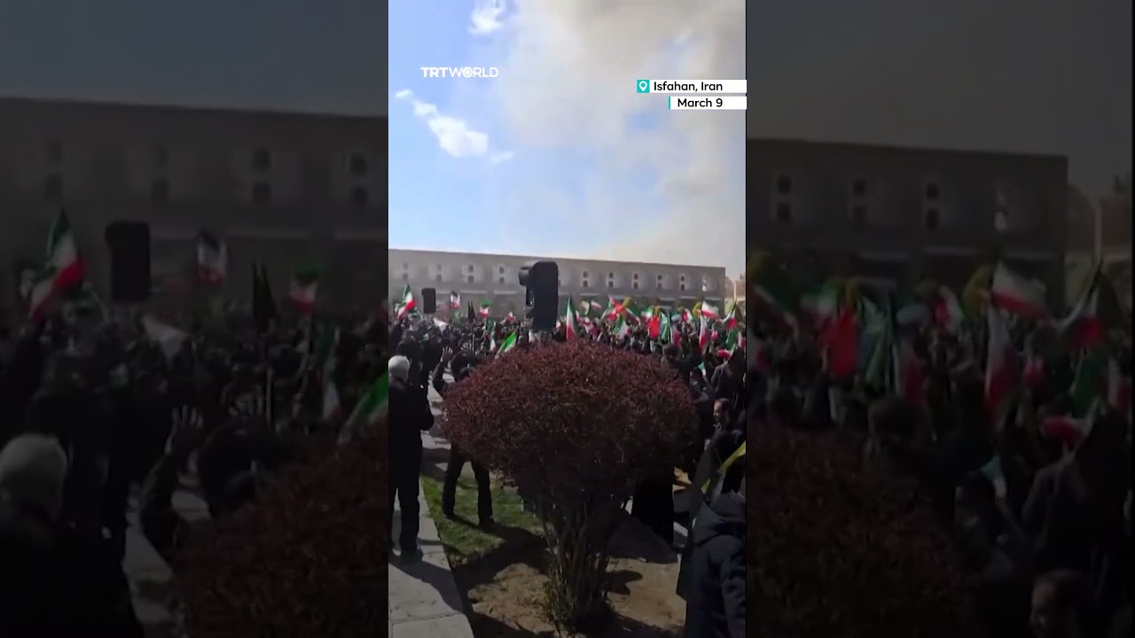 Air strike hits close to pro-government rally in Iran
