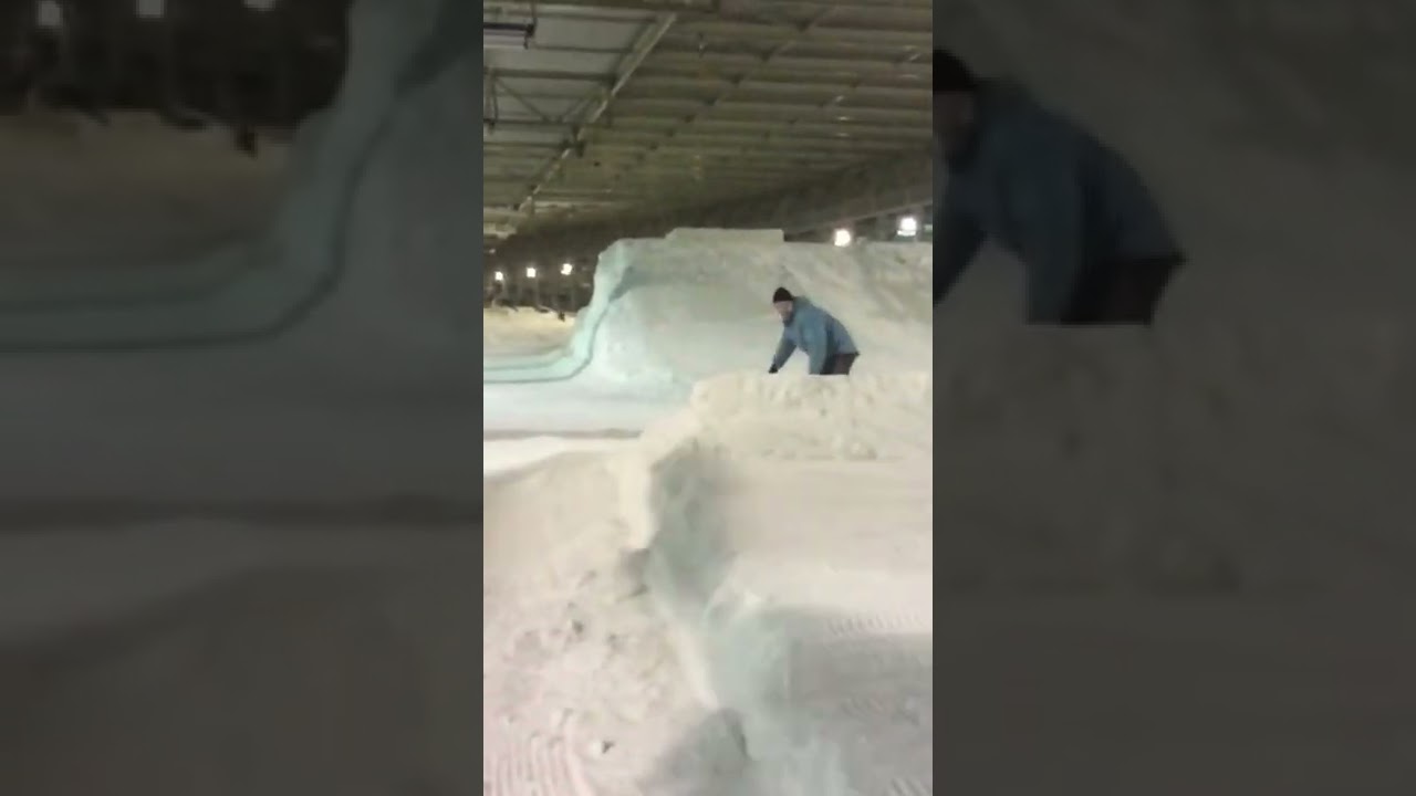 SnowWorld Indoor Landgraaf SNOWBOARD 🏂 SESH #skateschoolaachen #shorts #youtubeshorts