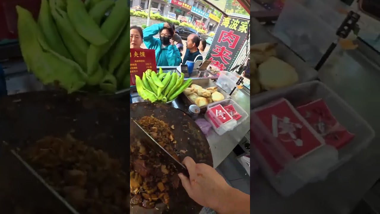 Street Food Cart Booms With Delicious Chinese Burger Roujiamo