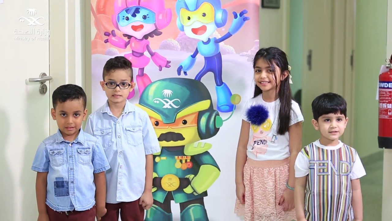 تجربة تقنية الواقع الافتراضي (VR) أثناء تطعيمات الأطفال