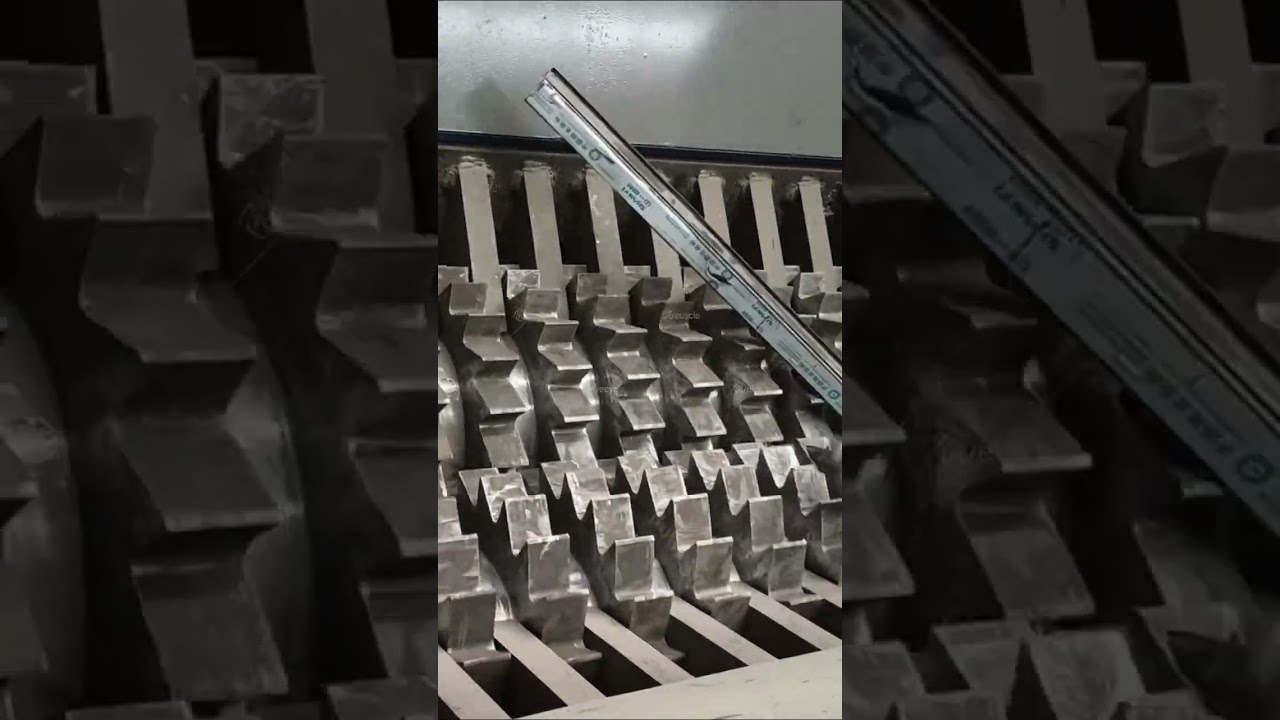 Aluminum Extrusion Profile Shredding Machine #aluminum #shredder