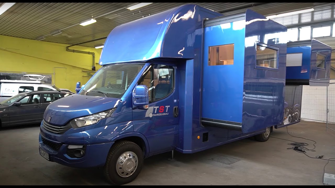 Schönstes Wohnmobil Europas: 2 Slideout Iveco Daily TST Harley Garage Hotelschlafzimmer Design-Küche