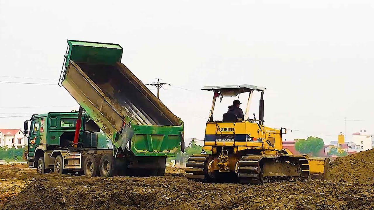 We offer a full range of LGZTLG930K wheel loaders, road rollers, bulldozers, and dump trucks.