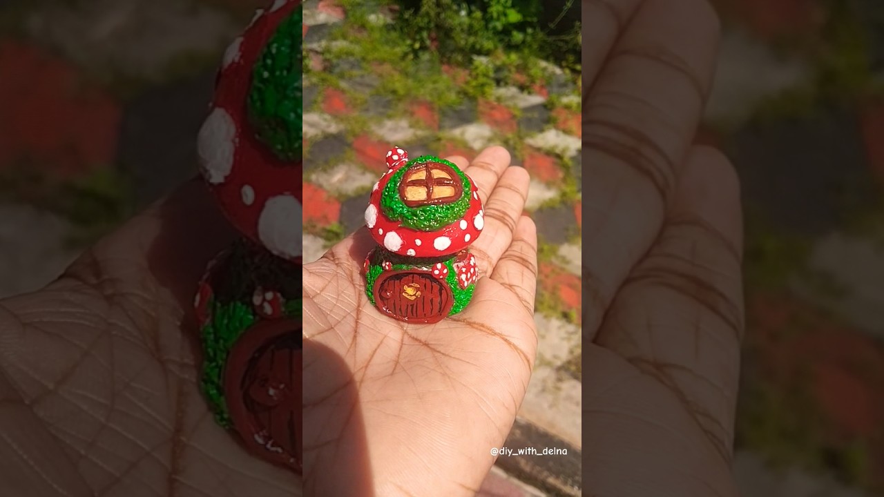 Mushroom House | House of smurfs #smurf #diywithdelna #diy #art #trending #youtubeshorts #clay
