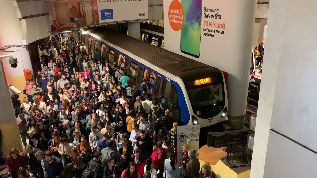 [4K]Bucharest Metro-Trains during rush hour at Piața Victoriei 1 and Piața Romană stations on M2