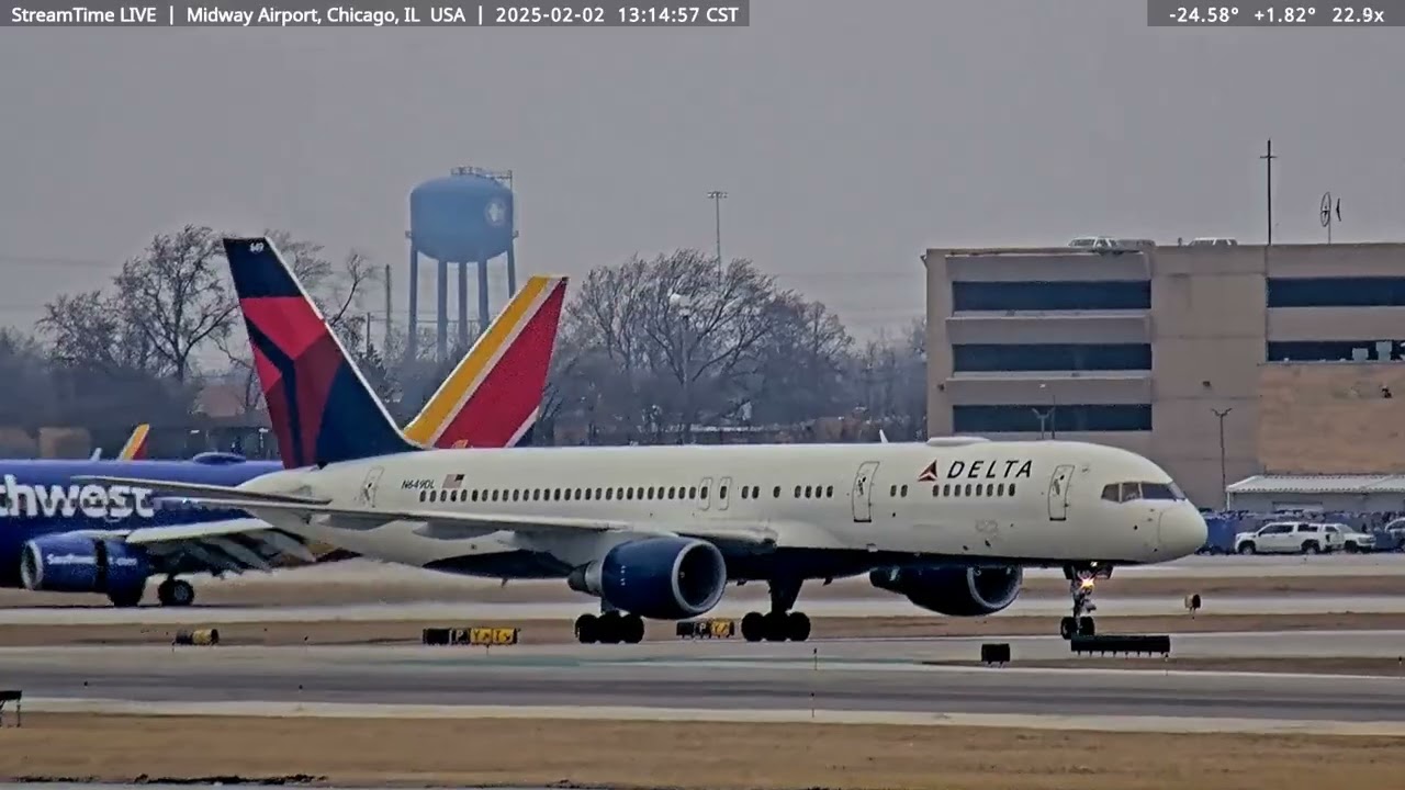 Midway Airport Chicago Delta 757 at MDW on Feb 2nd, 2025