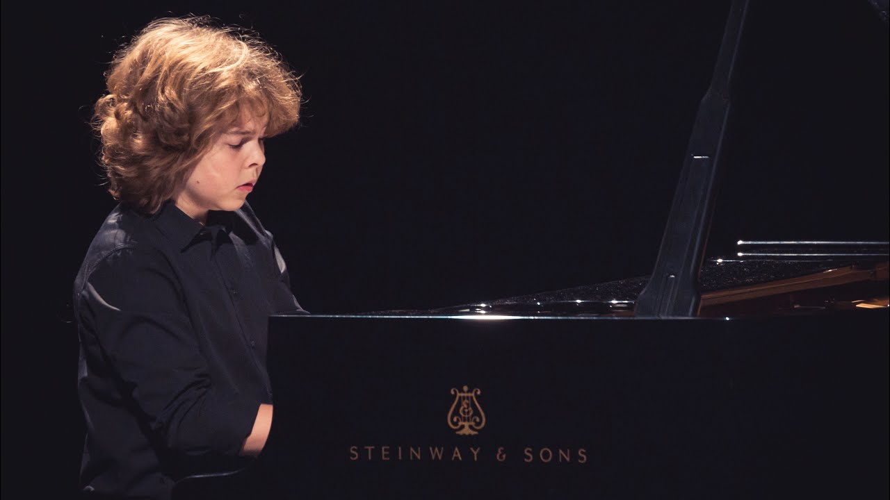 Sonata Op. 13 No. 8 in C Minor, Beethoven / Lucas Chiche